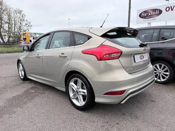 Used Ford Focus 2015 for sale - 76249349: Photo 7