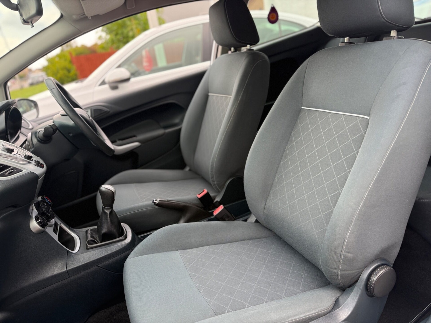 Used Ford Fiesta 2012 for sale - 75912792: Photo 11