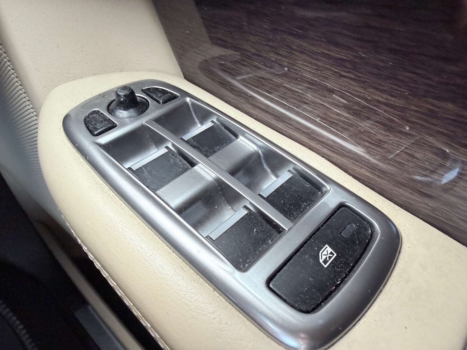 Used Jaguar XF 2011 for sale - 76776534: Photo 18