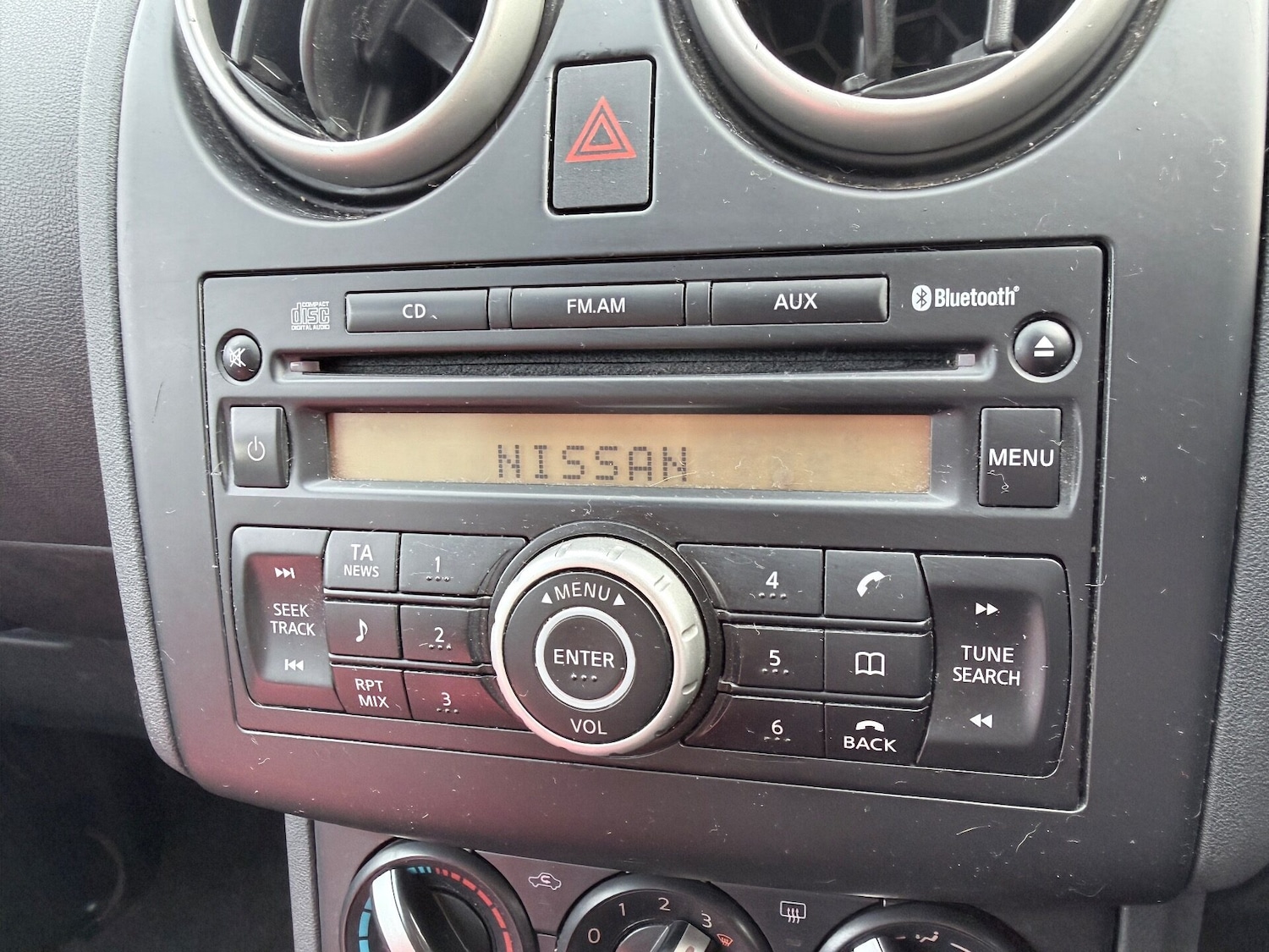 Used Nissan Qashqai 2010 for sale - 77168674: Photo 14