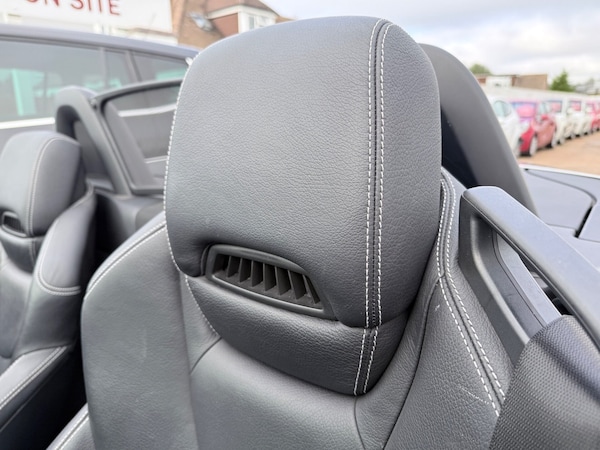 Used Mercedes-Benz SLK 2013 for sale - 76275230: Photo 13