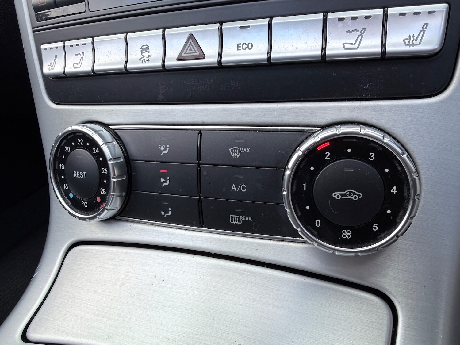 Used Mercedes-Benz SLK 2013 for sale - 76275230: Photo 19