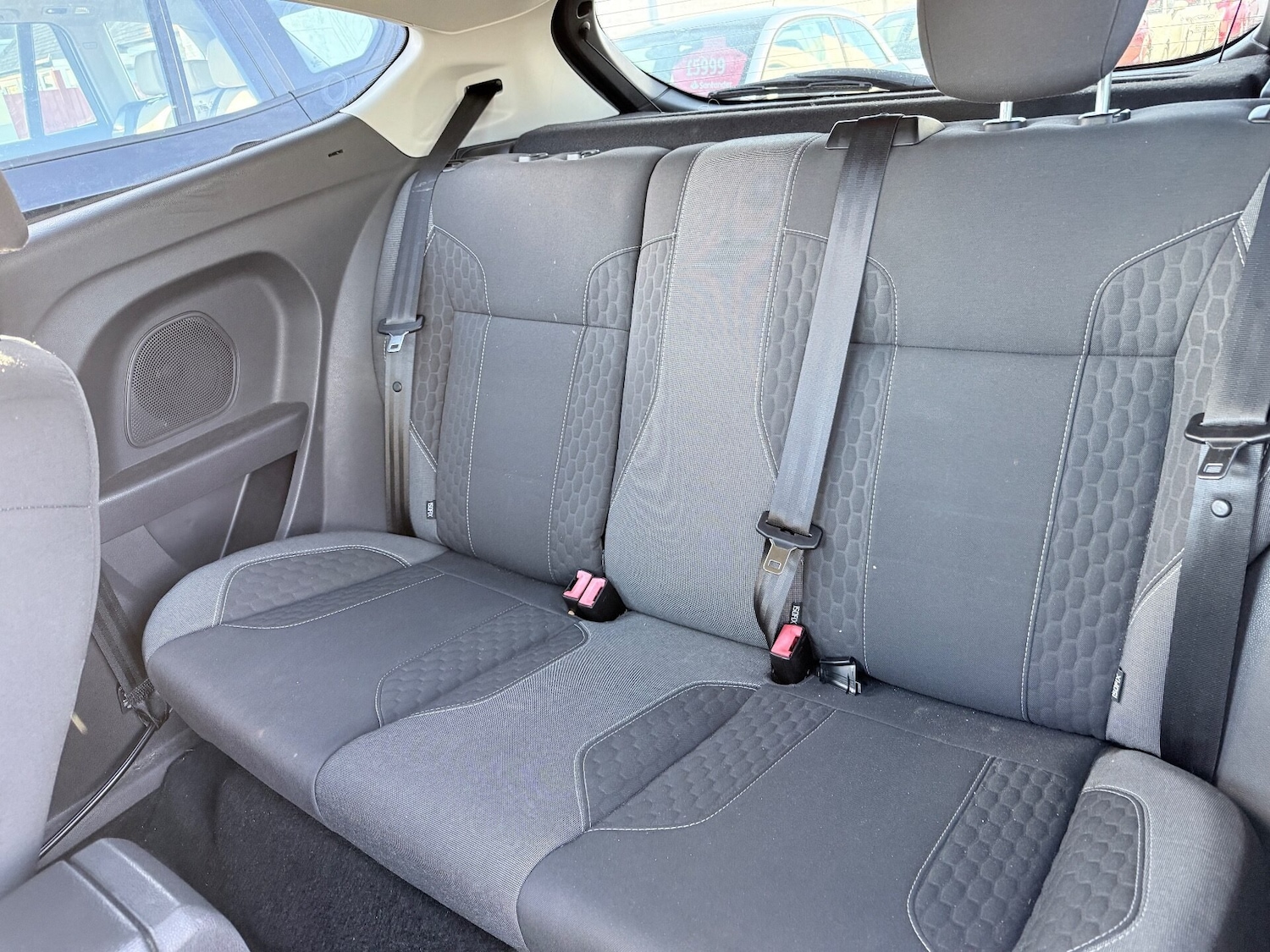 Used Ford Fiesta 2015 for sale - 76379872: Photo 12