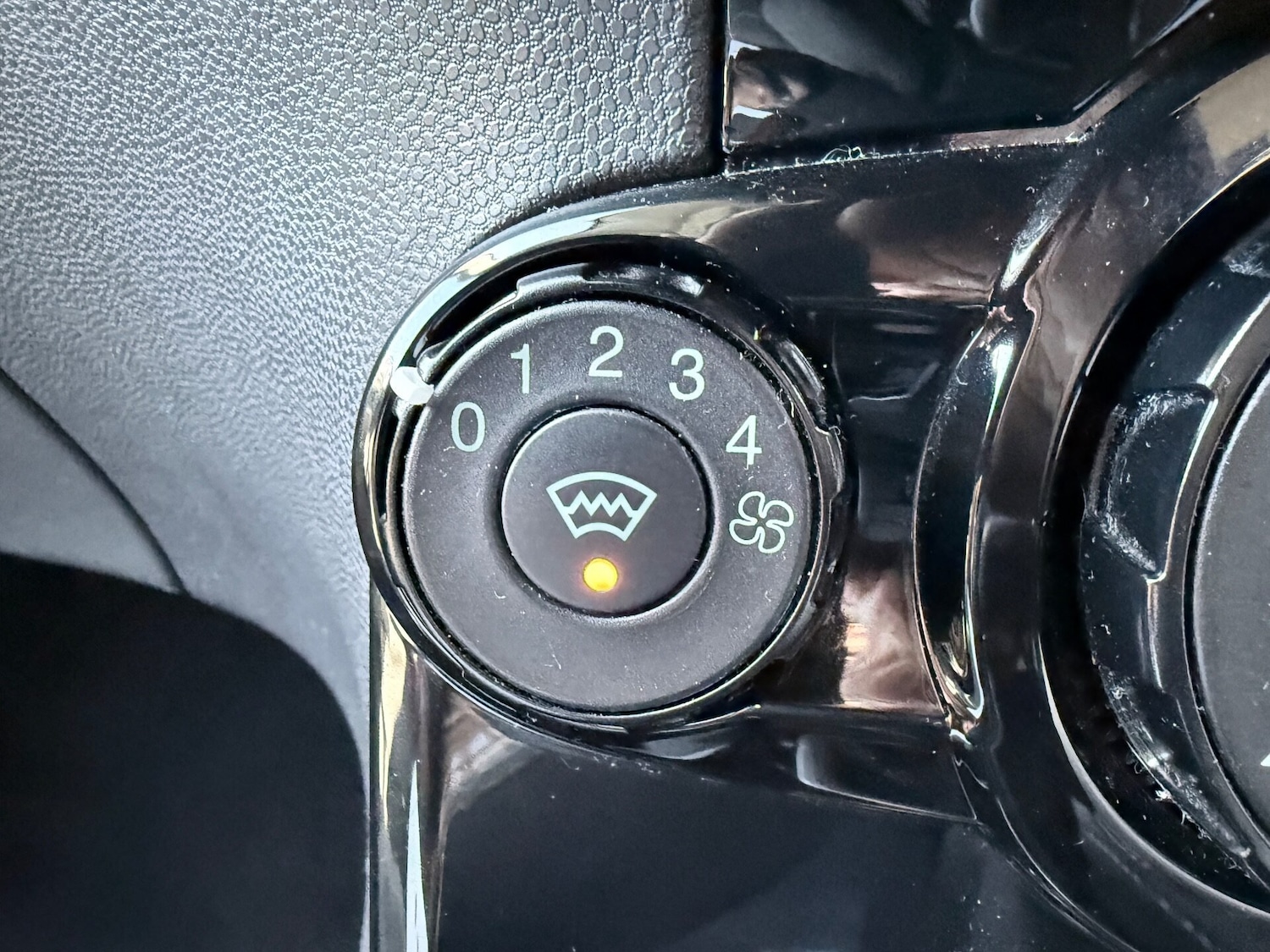 Used Ford Fiesta 2015 for sale - 76379872: Photo 15