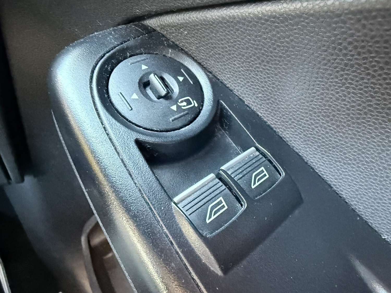 Used Ford Fiesta 2015 for sale - 76379872: Photo 20