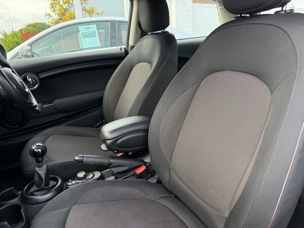 Used MINI Hatch 2018 for sale - 73303001: Photo 11