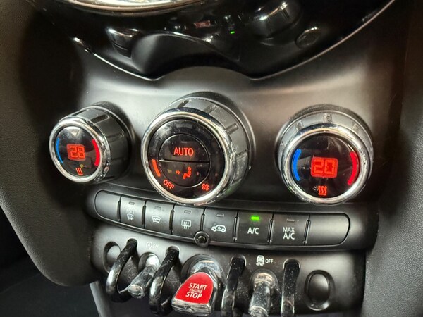 Used MINI Hatch 2018 for sale - 73303001: Photo 20