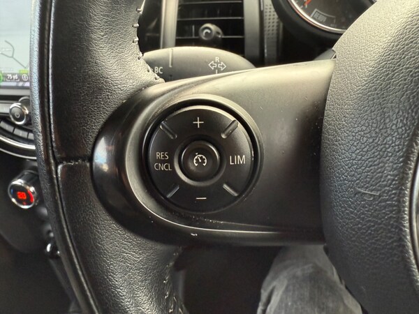 Used MINI Hatch 2018 for sale - 73303001: Photo 21