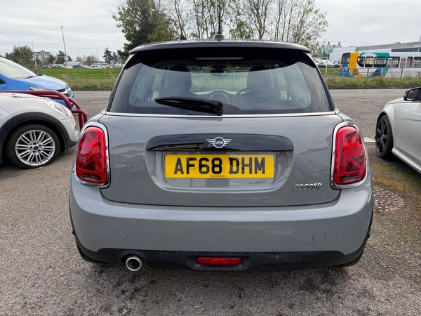 Used MINI Hatch 2018 for sale - 73303001: Photo 6