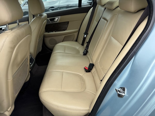 Used Jaguar XF 2011 for sale - 75500162: Photo 12