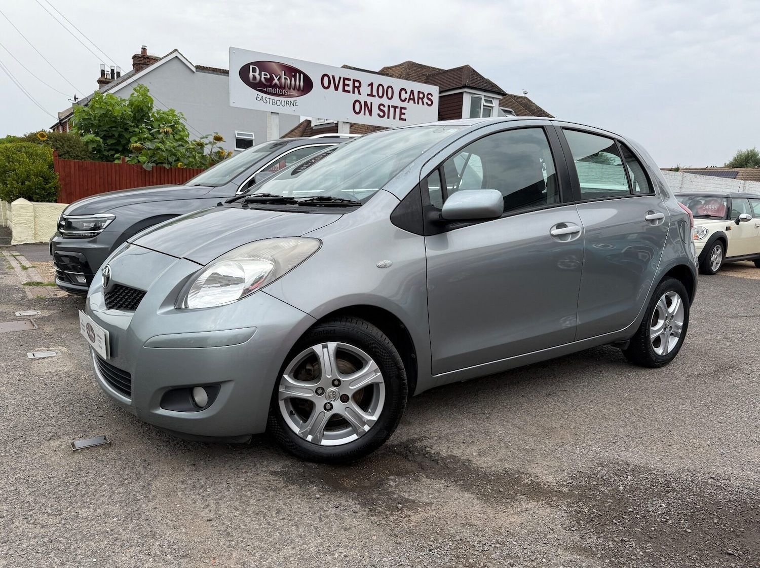 Used Toyota Yaris 2010 for sale - 76292356: Photo 1