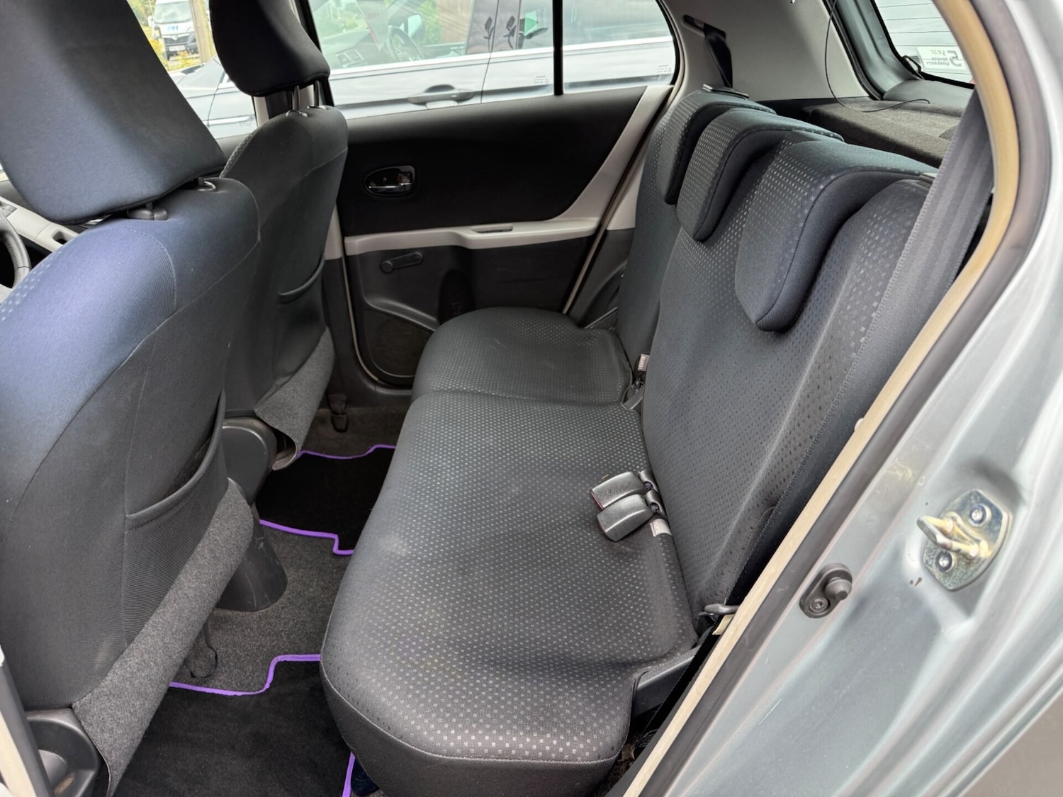 Used Toyota Yaris 2010 for sale - 76292356: Photo 11