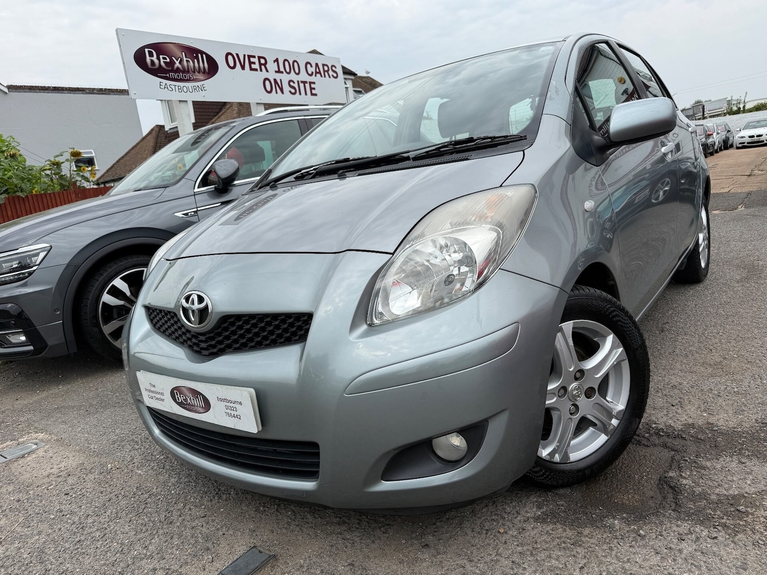 Used Toyota Yaris 2010 for sale - 76292356: Photo 2