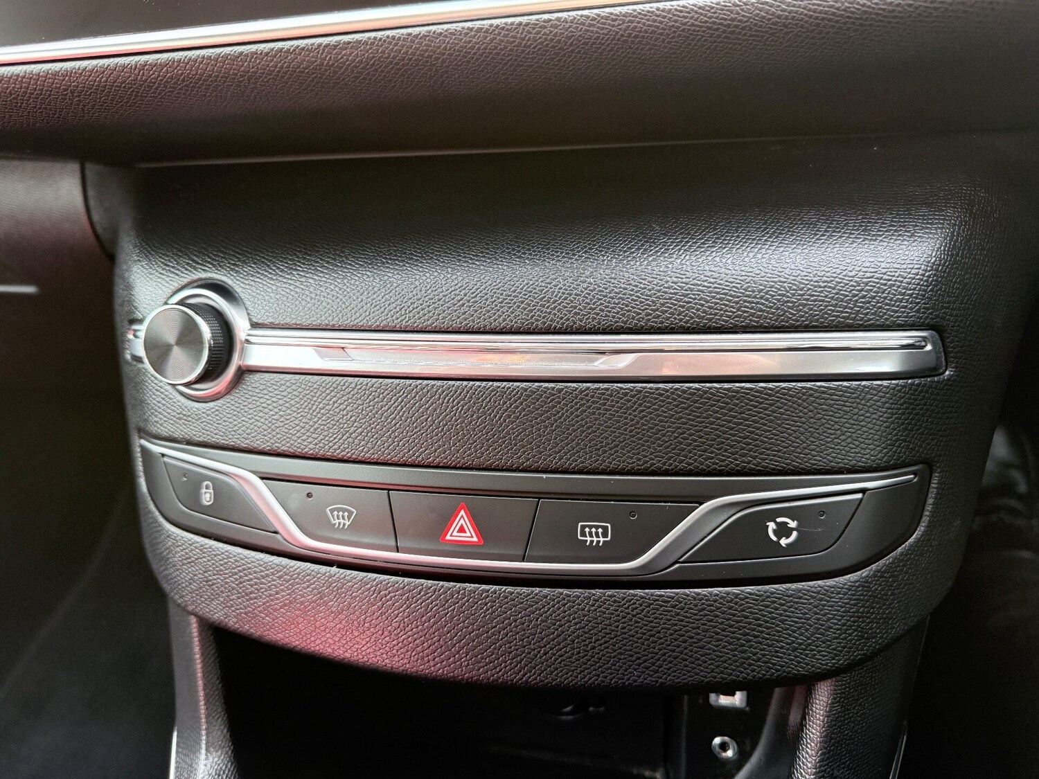 Used Peugeot 308 2014 for sale - 77365468: Photo 18