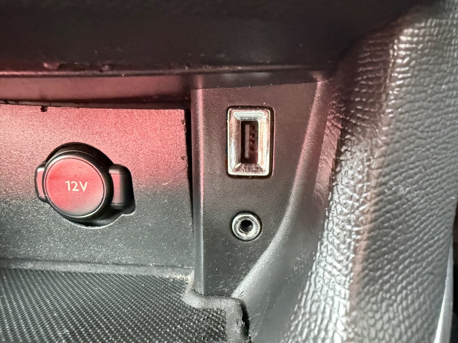 Used Peugeot 308 2014 for sale - 77365468: Photo 19