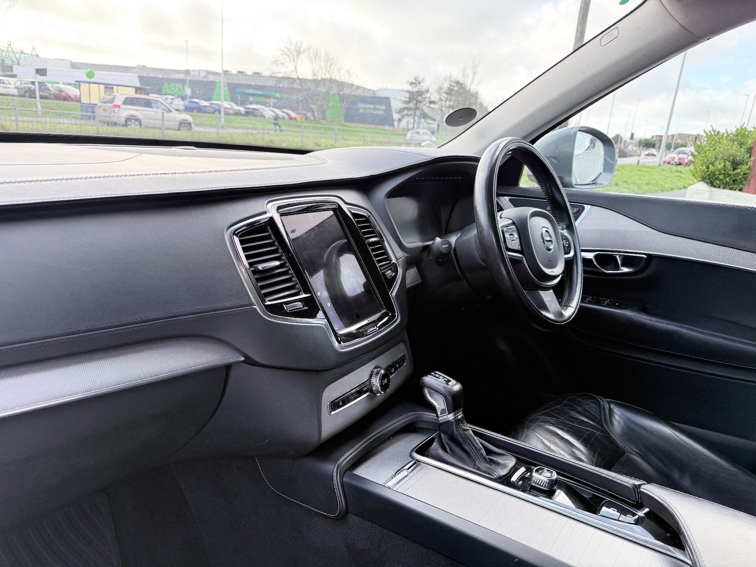 Used Volvo XC90 2015 for sale - 77199324: Photo 9