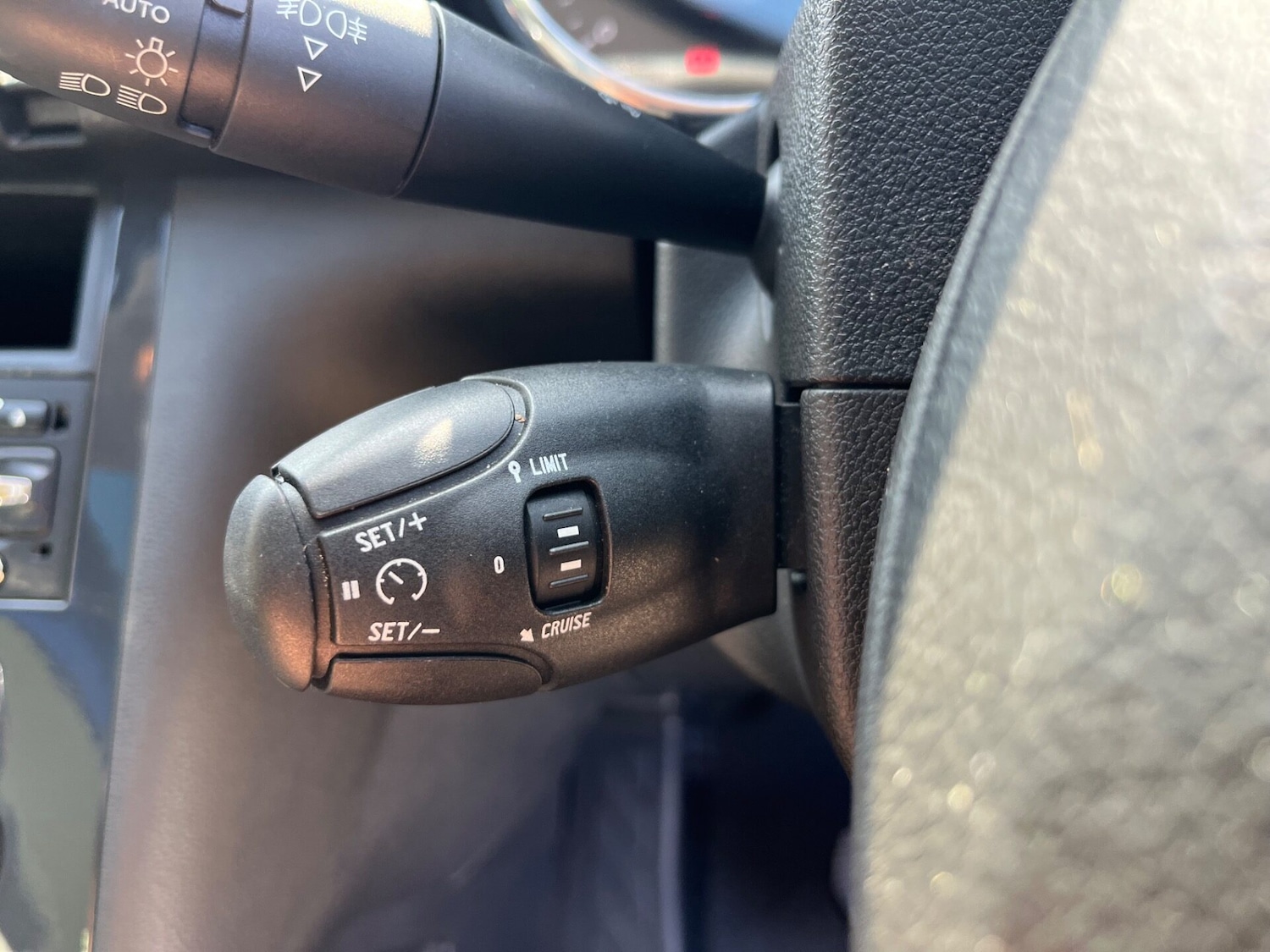 Used Peugeot 3008 2016 for sale - 76682453: Photo 23