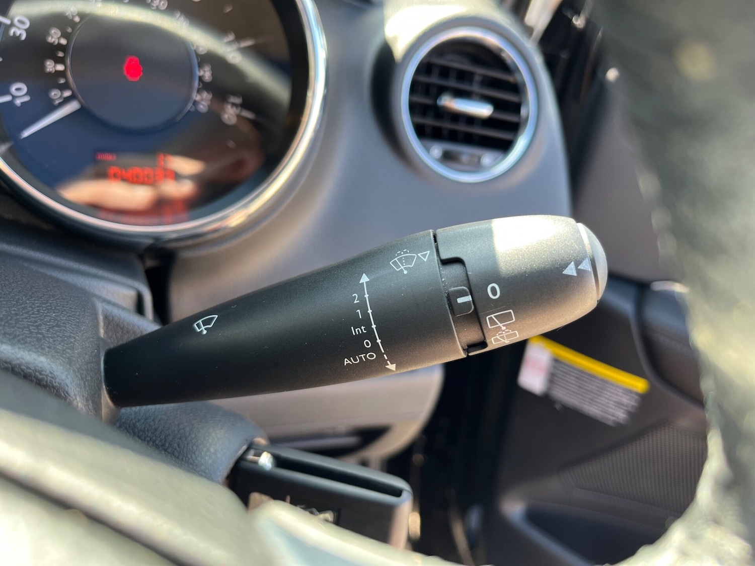 Used Peugeot 3008 2016 for sale - 76682453: Photo 25