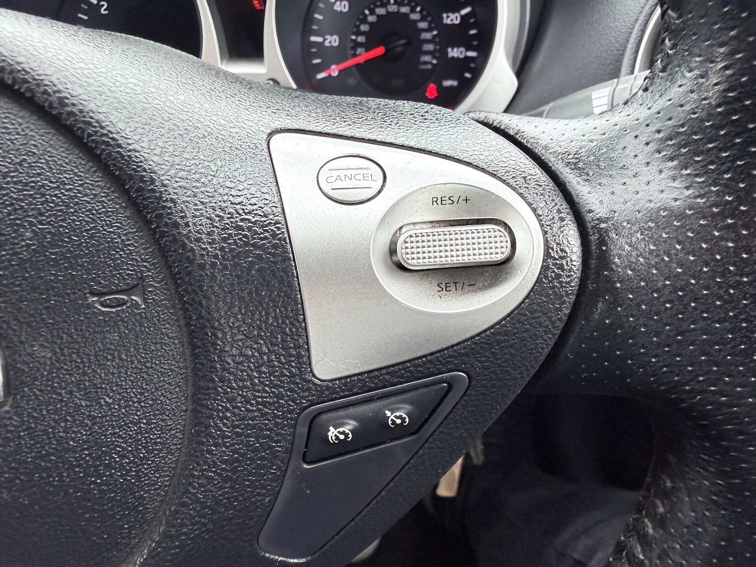 Used Nissan Juke 2012 for sale - 76600025: Photo 16