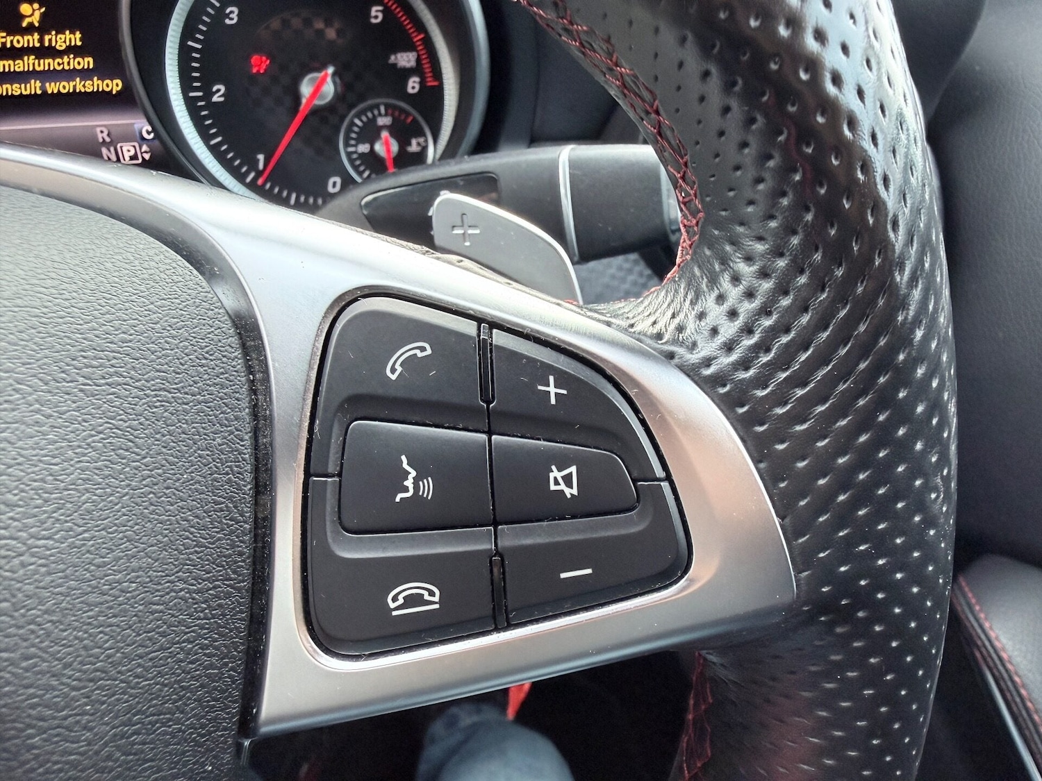 Used Mercedes-Benz A-Class 2017 for sale - 75987387: Photo 18