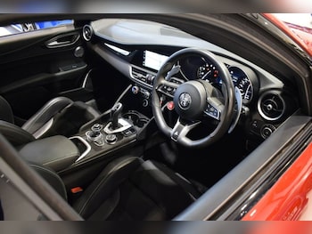 Used Alfa Romeo Giulia 2020 for sale - 76605208: Photo