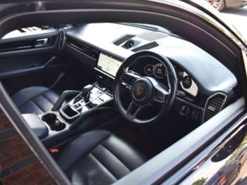 Used Porsche Cayenne 2019 for sale - 74628691: Photo