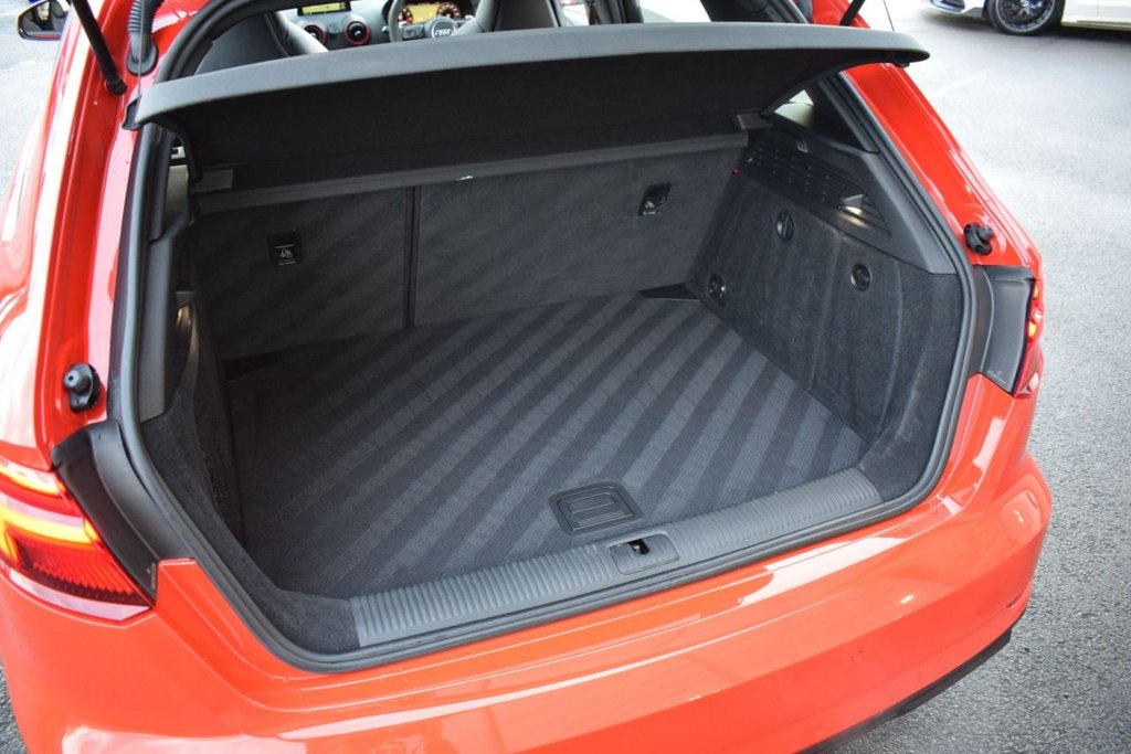 Used Audi RS3 2018 for sale - 76535536: Photo 31