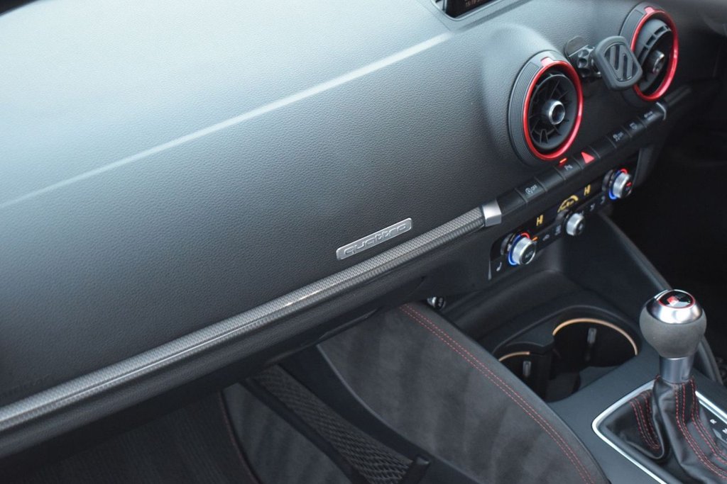 Used Audi RS3 2018 for sale - 76535536: Photo 39