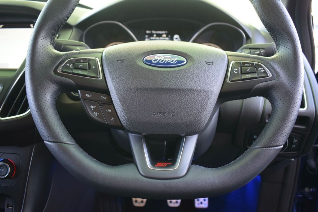 Used Ford Focus 2018 for sale - 75831773: Photo 11