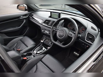 Used Audi RS Q3 2016 for sale - 77583246: Photo