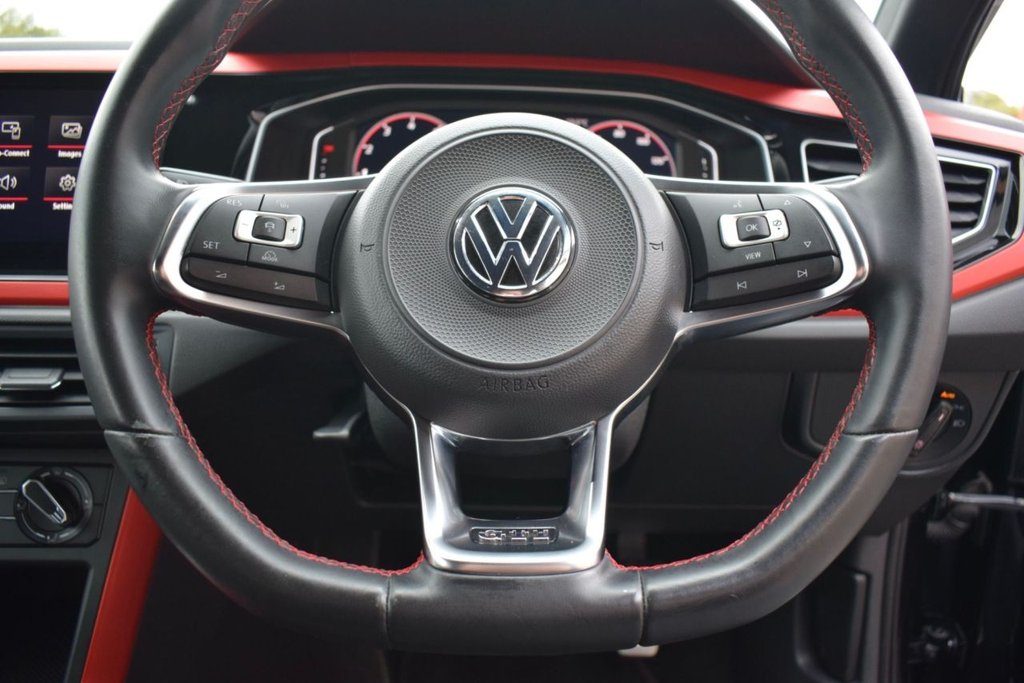 Used Volkswagen Polo 2019 for sale - 76223624: Photo 11