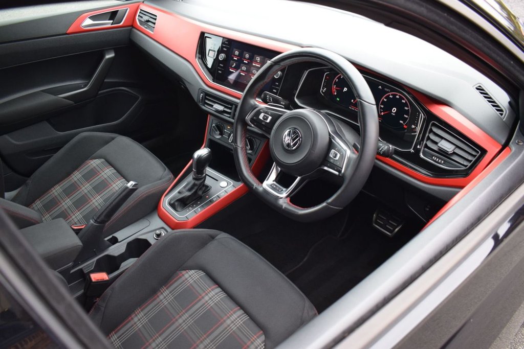 Used Volkswagen Polo 2019 for sale - 76223624: Photo 3
