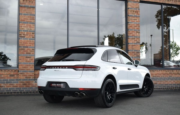 Used Porsche Macan 2019 for sale - 74877032: Photo 2