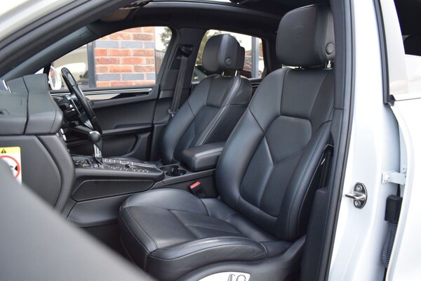 Used Porsche Macan 2019 for sale - 74877032: Photo 34