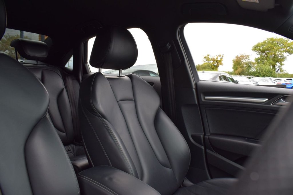 Used Audi S3 2018 for sale - 75752651: Photo 15