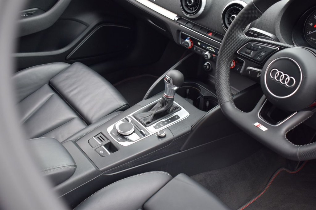 Used Audi S3 2018 for sale - 75752651: Photo 17