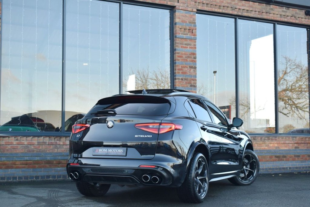 Used Alfa Romeo Stelvio 2019 for sale - 76768429: Photo 2