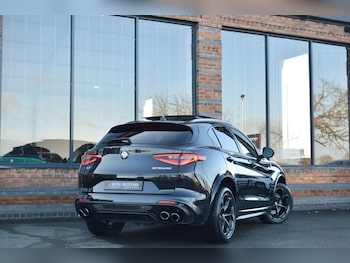 Used Alfa Romeo Stelvio 2019 for sale - 76768429: Photo