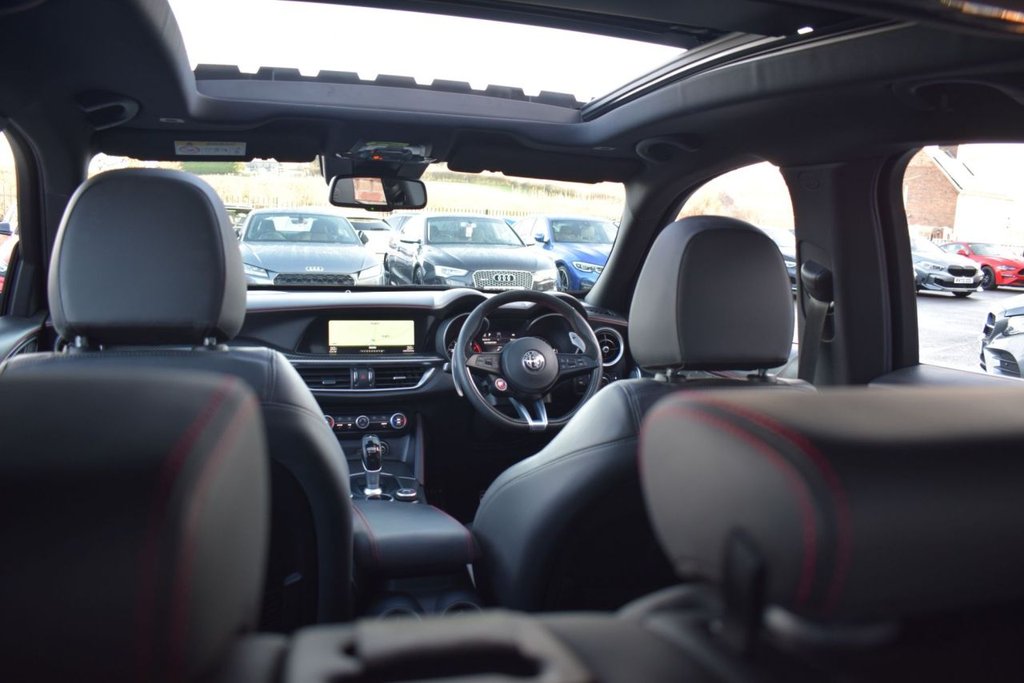 Used Alfa Romeo Stelvio 2019 for sale - 76768429: Photo 33