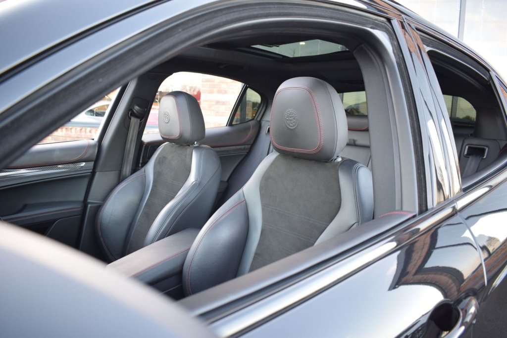 Used Alfa Romeo Stelvio 2019 for sale - 76768429: Photo 36