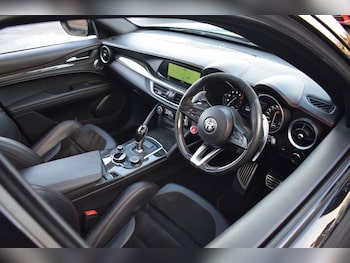 Used Alfa Romeo Stelvio 2019 for sale - 76768429: Photo