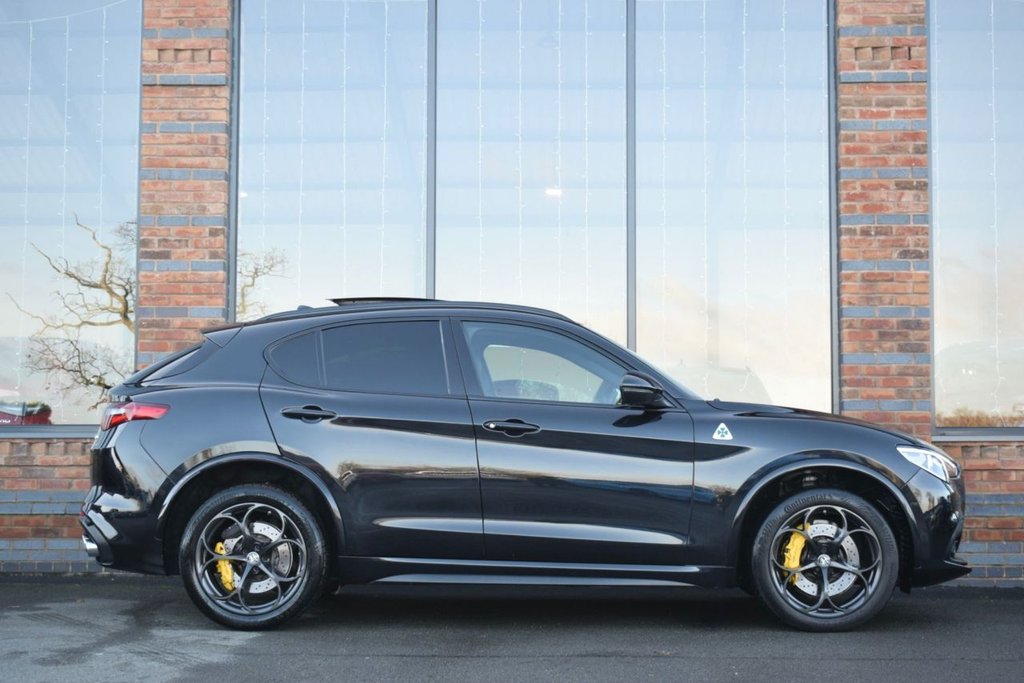 Used Alfa Romeo Stelvio 2019 for sale - 76768429: Photo 6