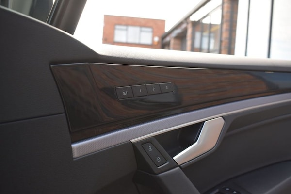 Used Volkswagen Touareg 2021 for sale - 76185179: Photo 24