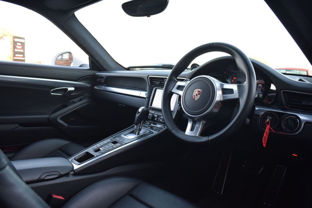 Used Porsche 911 2012 for sale - 77520639: Photo 18