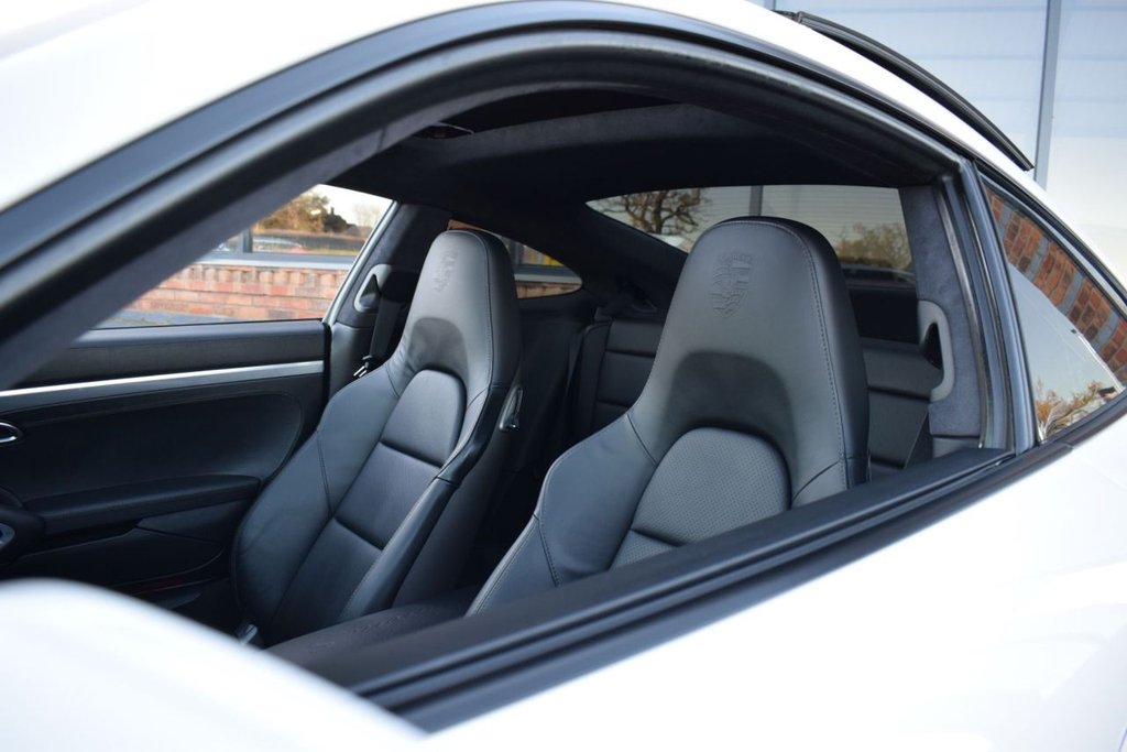 Used Porsche 911 2012 for sale - 77520639: Photo 32