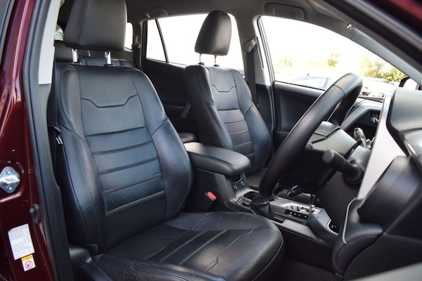 Used Toyota RAV4 2016 for sale - 76223318: Photo 12