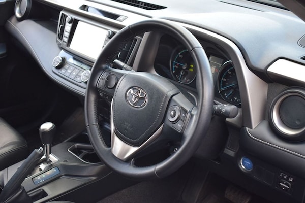 Used Toyota RAV4 2016 for sale - 76223318: Photo 15
