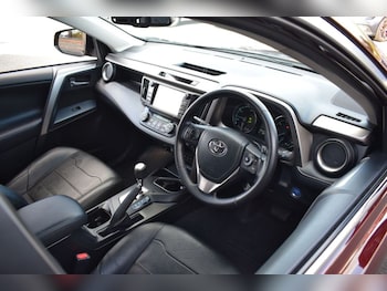 Used Toyota RAV4 2016 for sale - 76223318: Photo 3