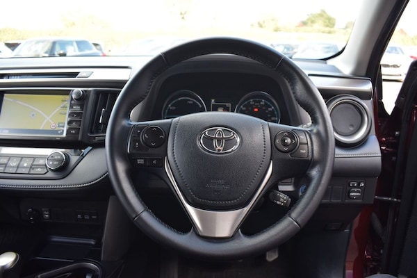 Used Toyota RAV4 2016 for sale - 76223318: Photo 9