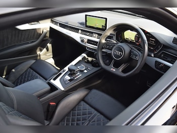 Used Audi S5 2018 for sale - 78110218: Photo